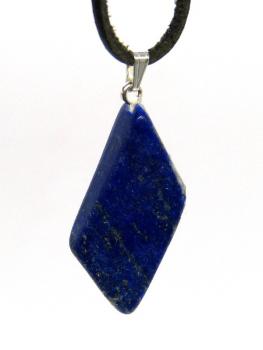 Lapislazuli , Afghanistan,  mit Silberöse